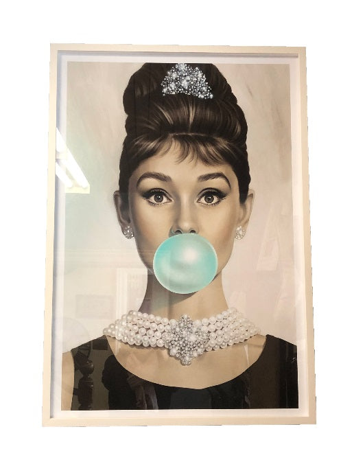 AUDREY HEPBURN BUBBLE GUM PICTURE