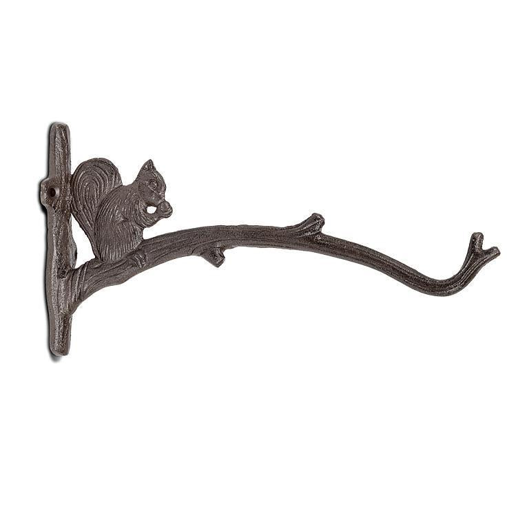 BASKET HOOK WITH SQUIRREL